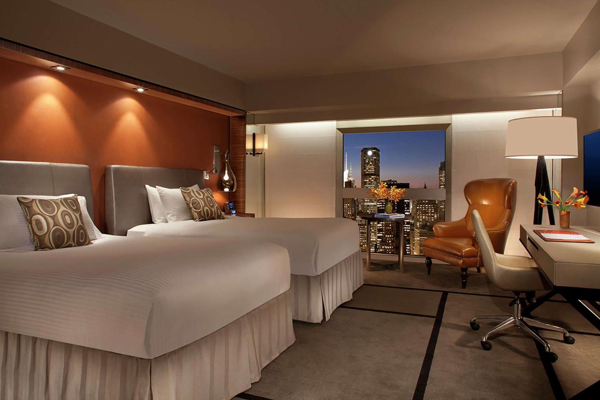 ОТЕЛЬ MILLENNIUM HILTON NEW YORK ONE UN PLAZA НЬЮ-ЙОРК, NY 4* (США) - от  11622 RUB | NOCHI